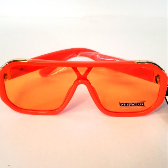 NY Sunglasses - Picture 1 of 9
